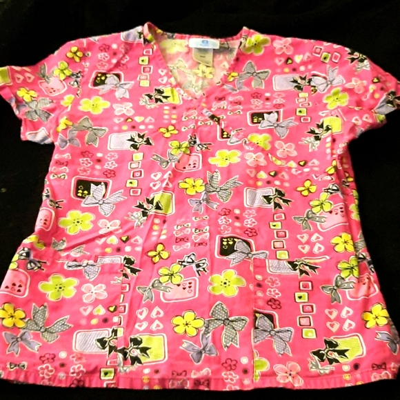 Scrub top